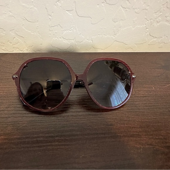 Valentino Sunglasses Women's Striped‎ Red Black Gradient Grey 57mm - Picture 3 of 9